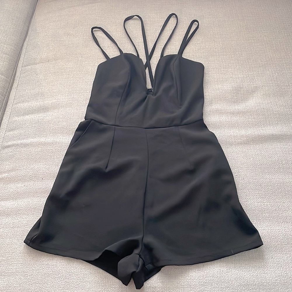 Beautiful deep U wire romper with pockets! from Los Angeles